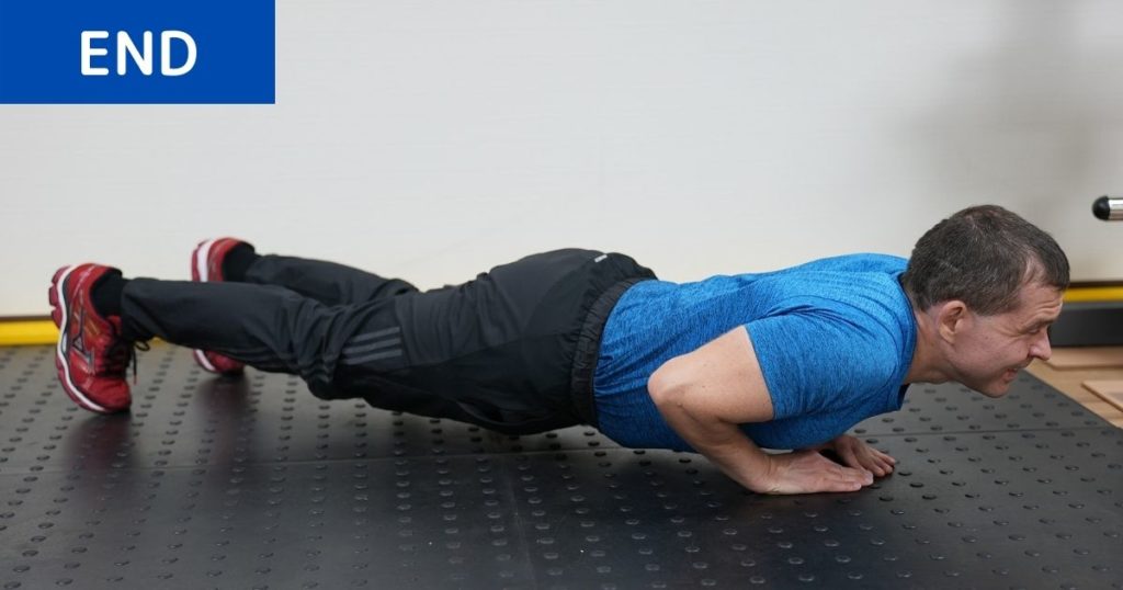 ダイアモンドプッシュのエンド姿勢